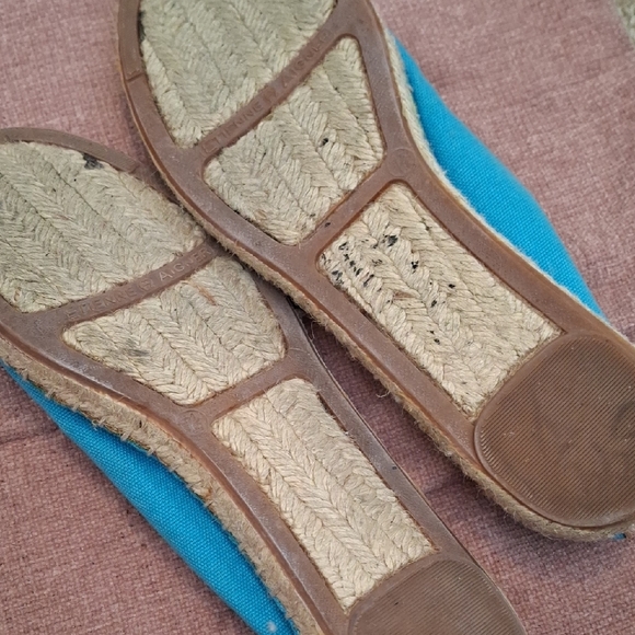 Turquoise Floral Espadrille Flats - Picture 2 of 2